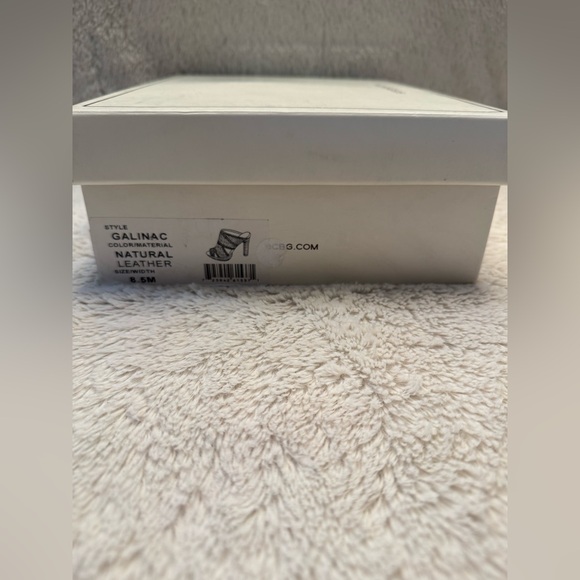 BCBGMaxAzria Python Peep Toe Platform Heel Mule Pumps New in Box - Picture 15 of 16